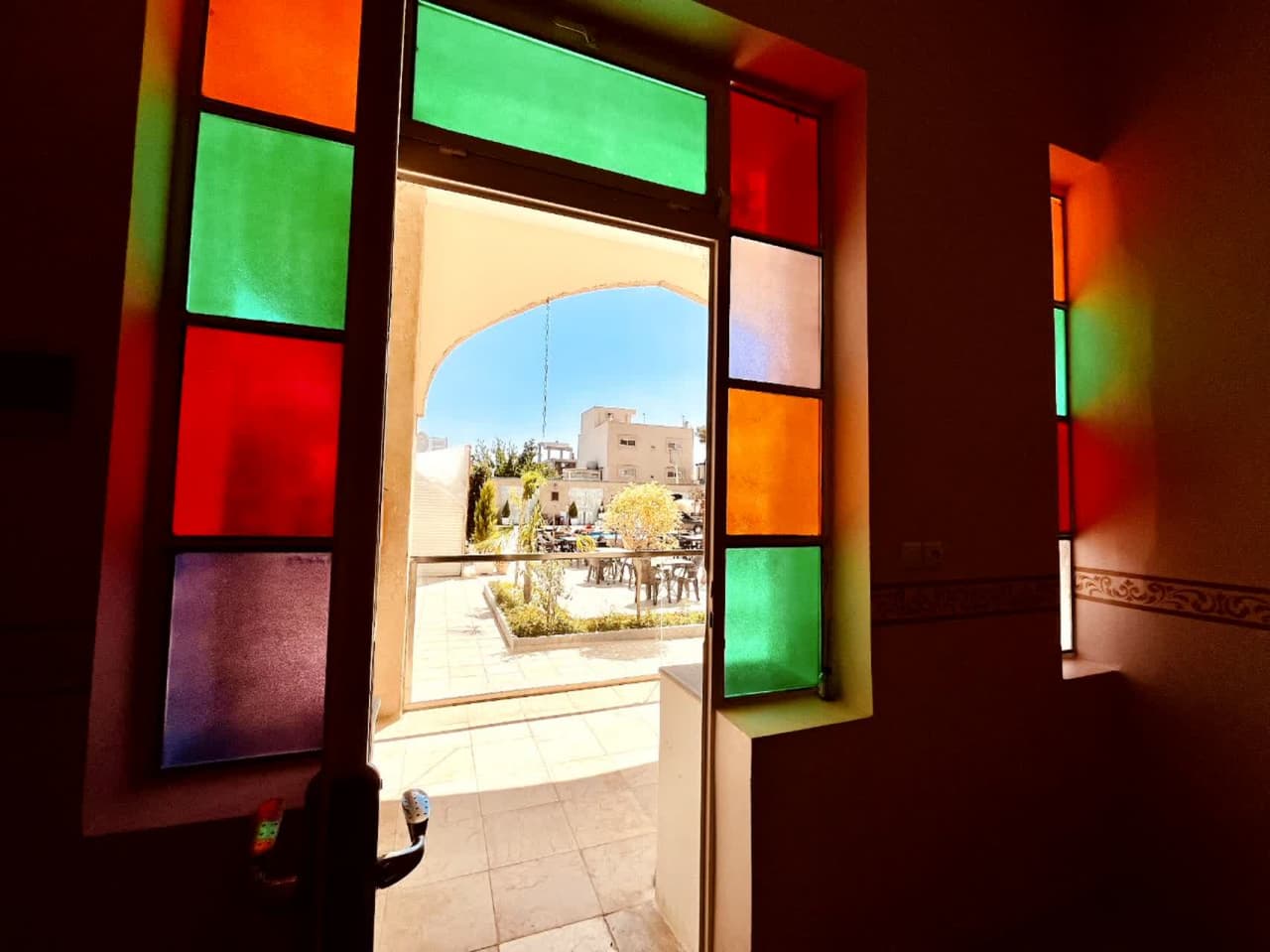 سرویس بهداشتی سوئیت نقش جهان